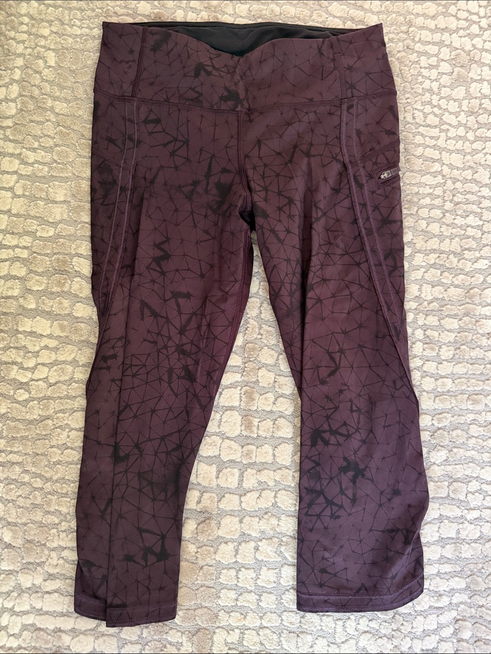 lululemon athletica Dark Plum Geometric Capris